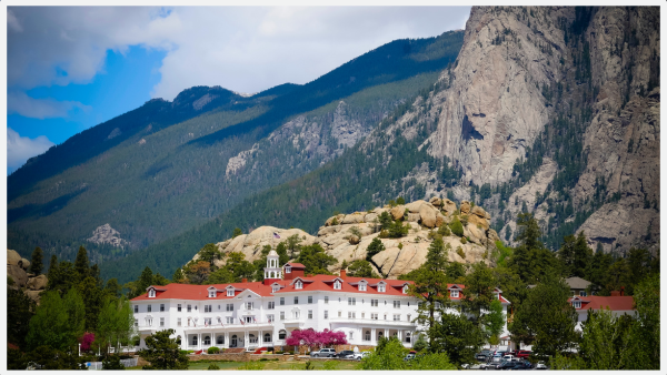 Landscape view of the Stanley Hotel in Estes Park CO