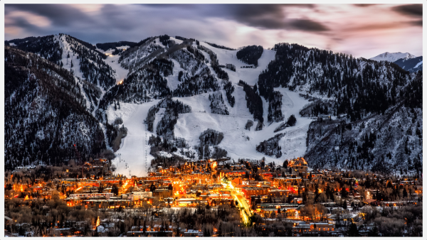 View of the city of Aspen Colorado at dusk