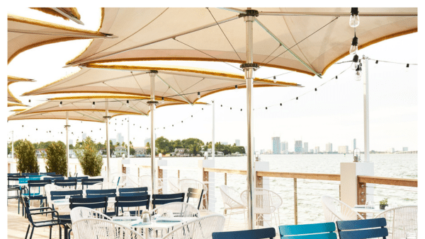 Image of Lido Bayside Grill waterfront seating area