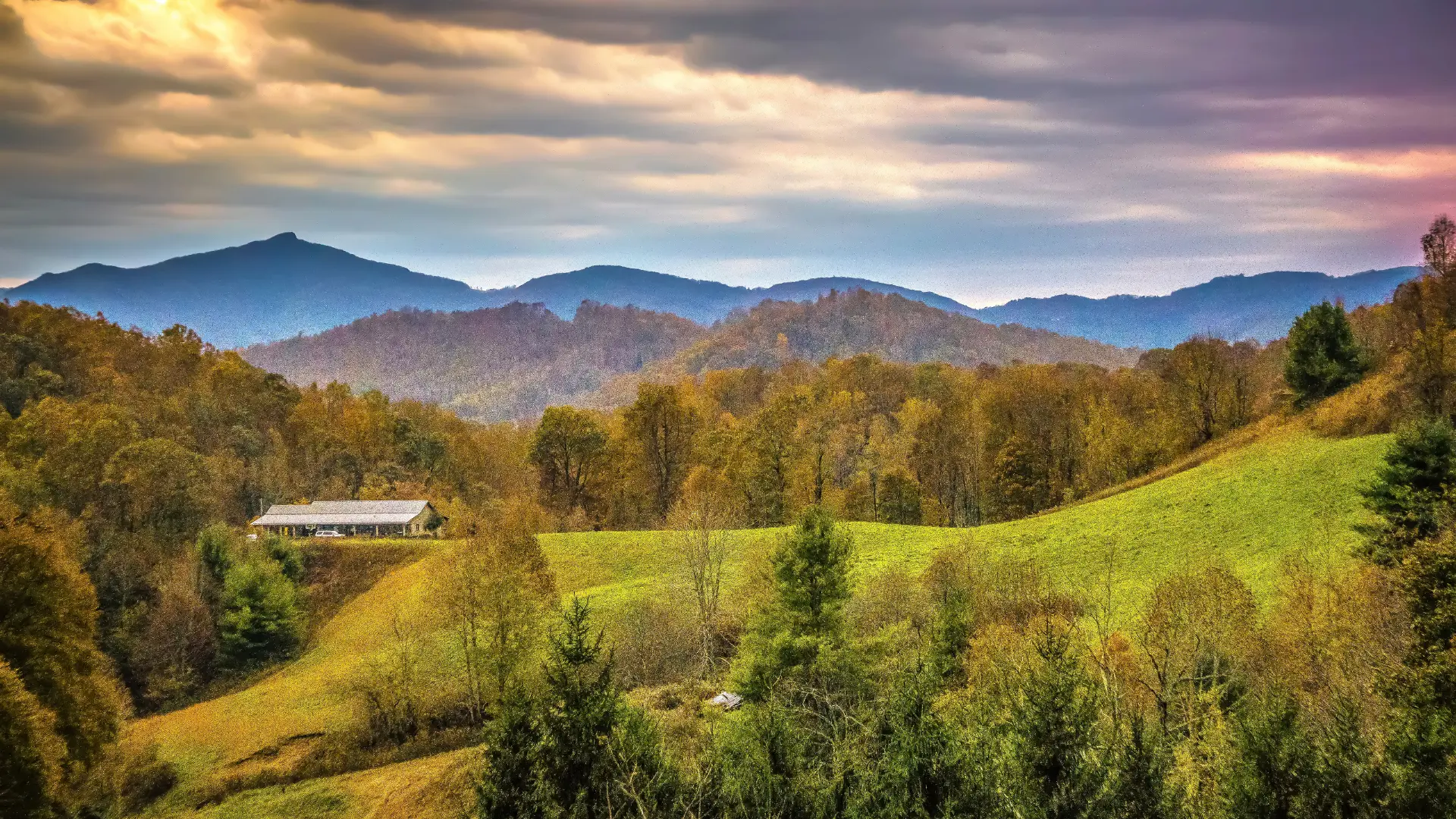 View of the Boone NC mountain landscape