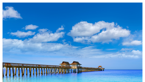 View of the Naples, FL pier and beach