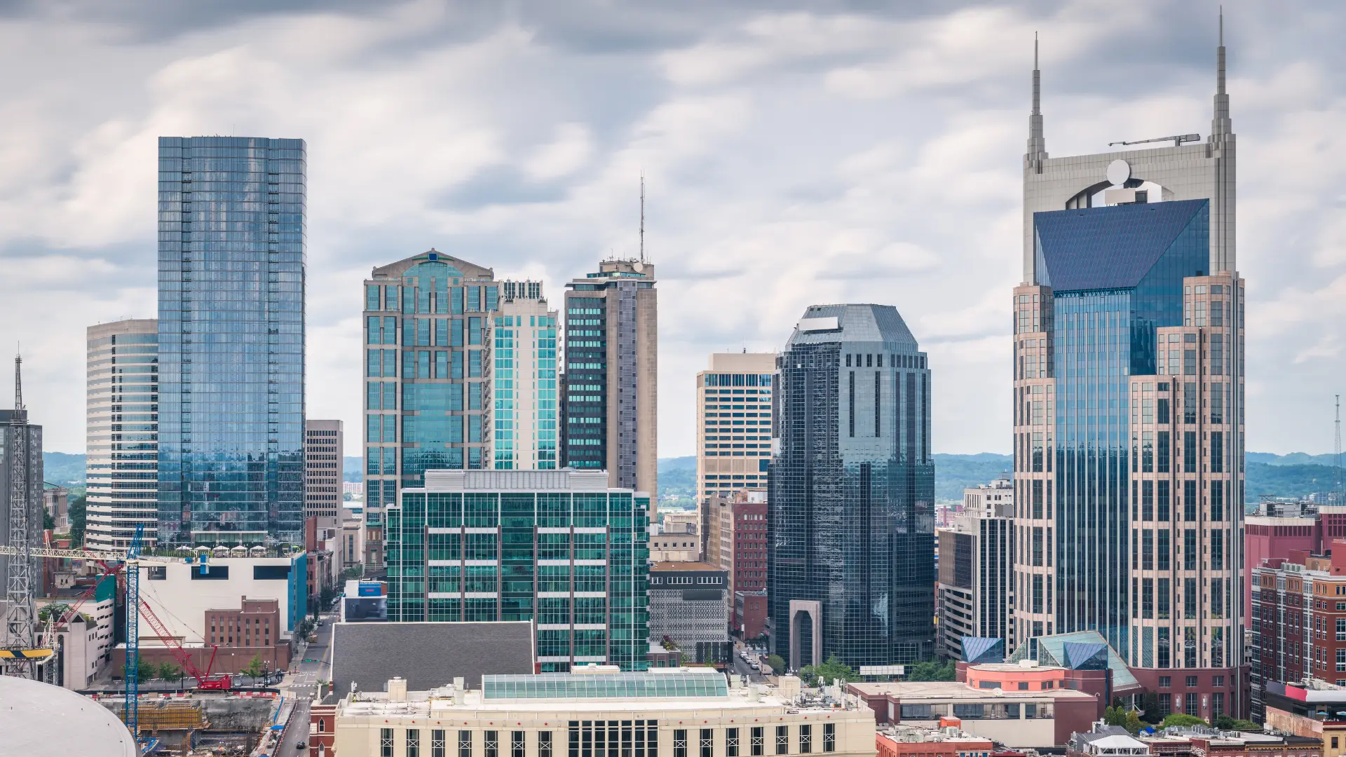 View of downtown Nashville and its skyscrapers