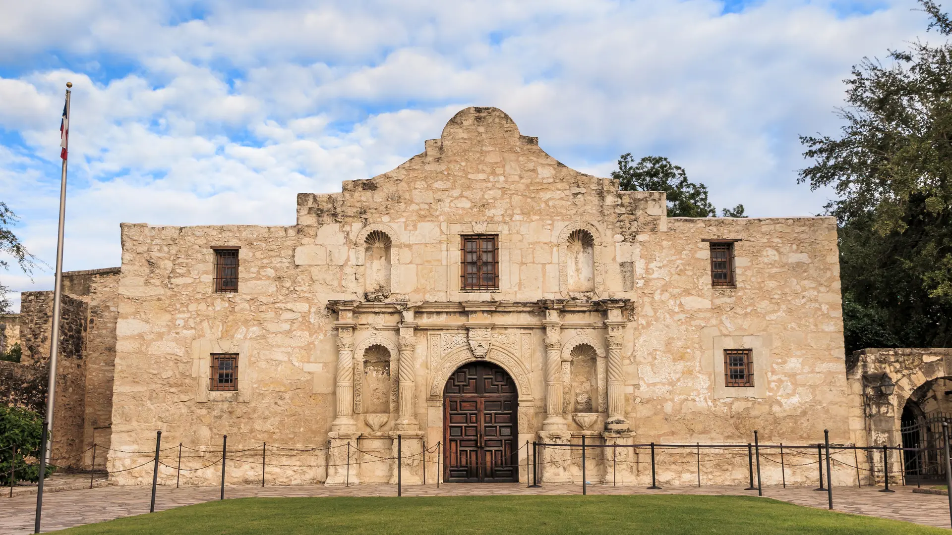 View of the historic Alamo in San Antonio, Texas