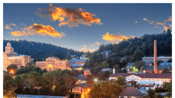 View of the downtown area in Hot Springs AR